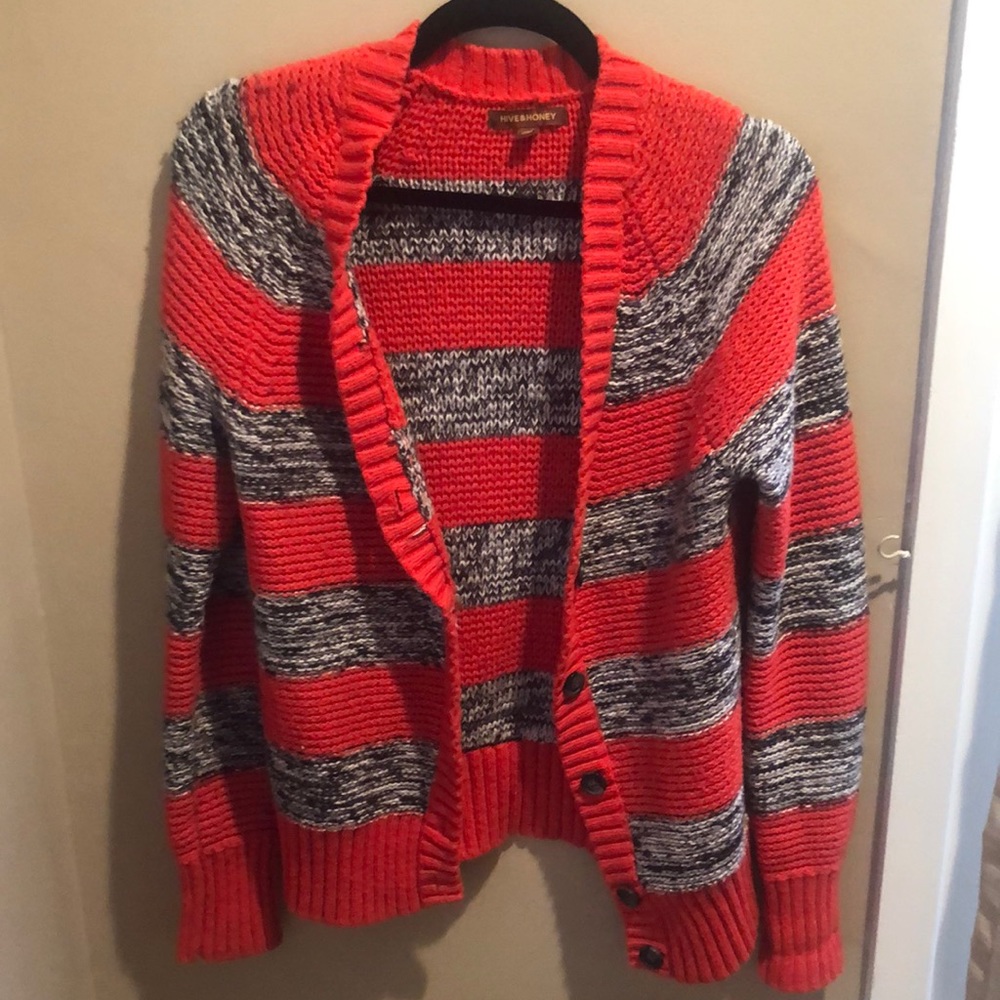 Hive and Honey 5 button cardigan size Large